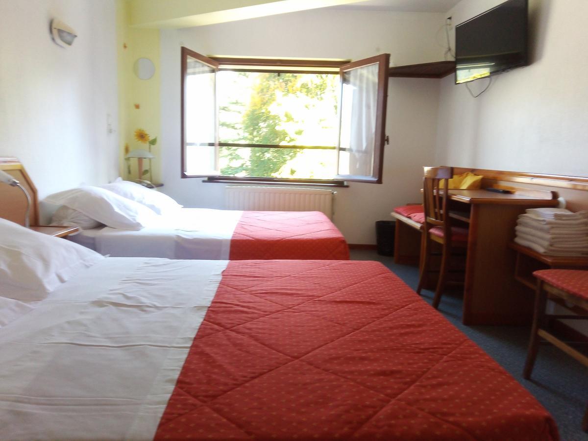 Hotel Des Touristes Pierrefitte-Nestalas Kültér fotó